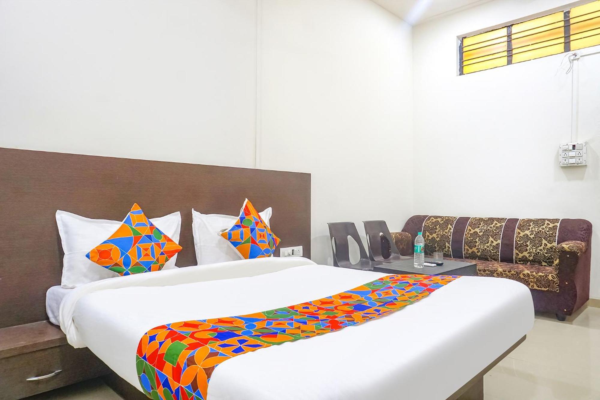 Fabhotel Om Sai - Nr Nashik Railway Station ภายนอก รูปภาพ