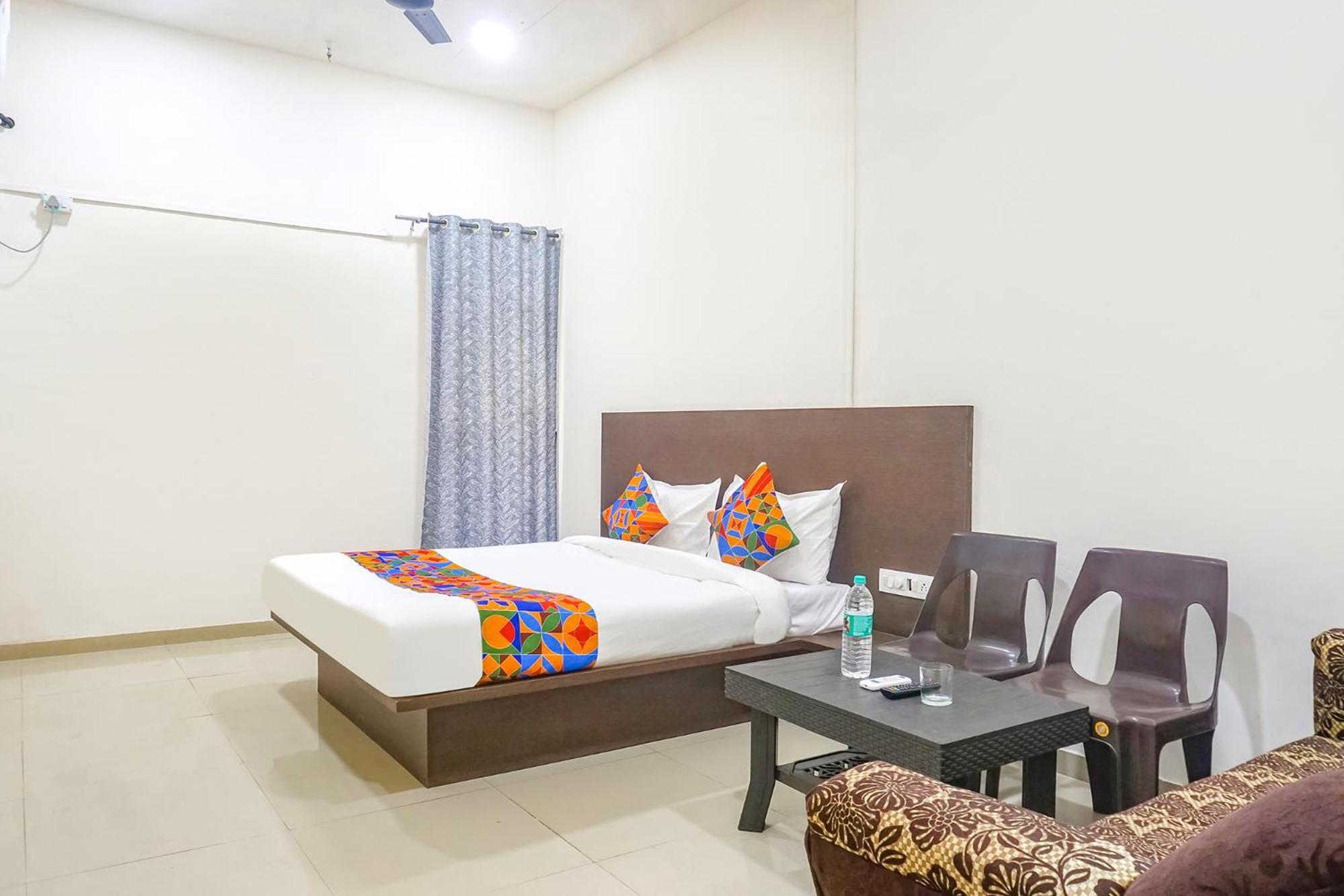 Fabhotel Om Sai - Nr Nashik Railway Station ภายนอก รูปภาพ